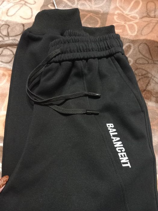 Спортивний костюм модний