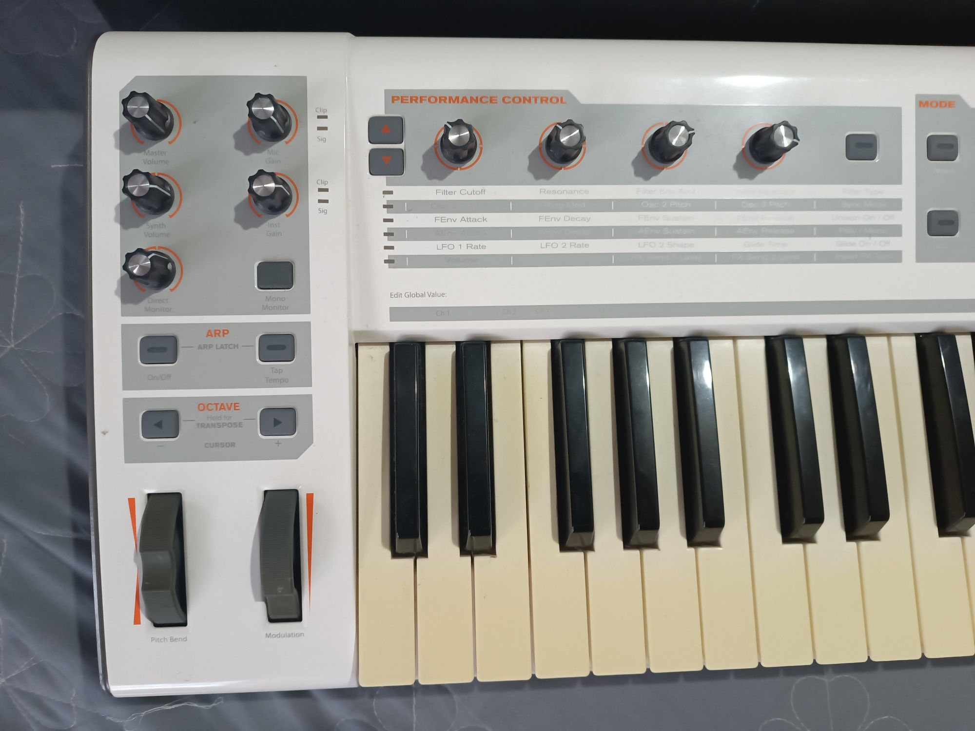 Syntezator m-audio VENOM