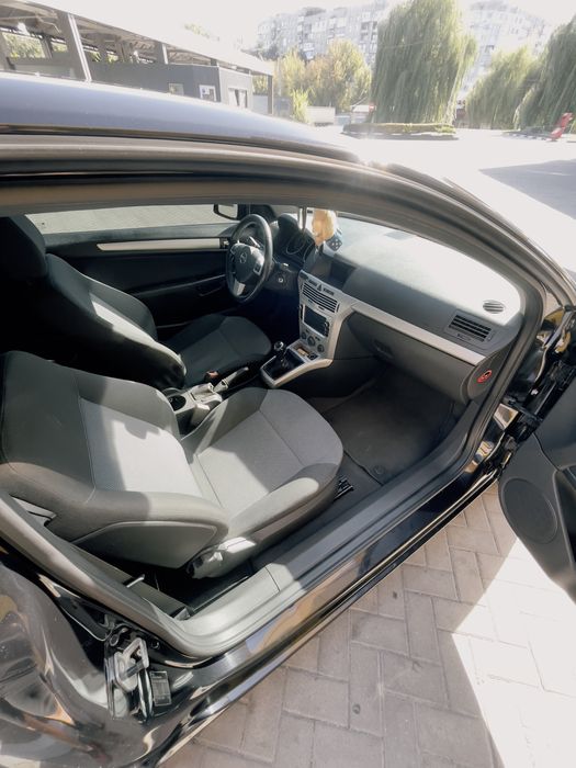 Opel astra gtc opc line