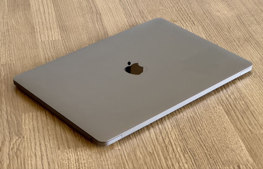 MacBook Pro 13”  2016 – bardzo dobry stan