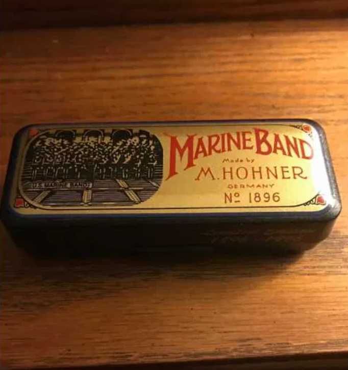 Vintage Hohner Harmonica Gold Toned Marine Band Edição Limitada