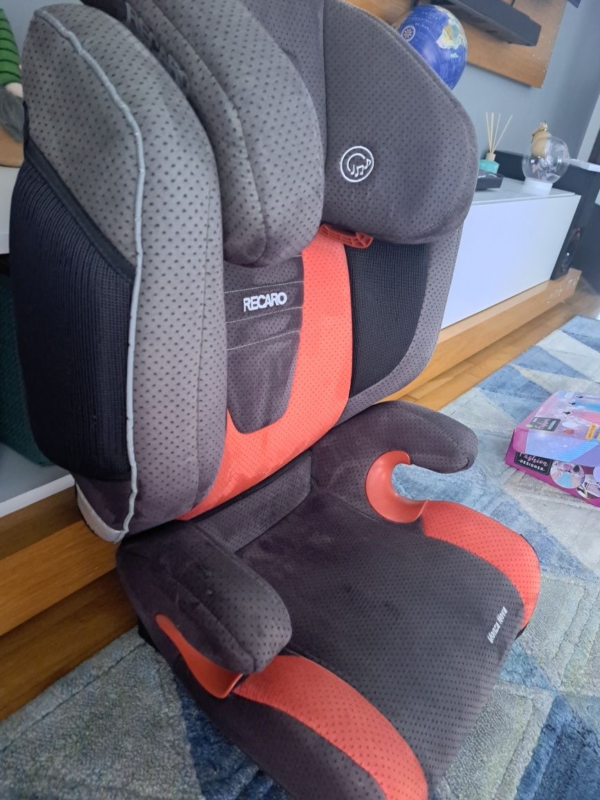 Fotelik samochodowy Recaro Monza Nova 15-36 kg