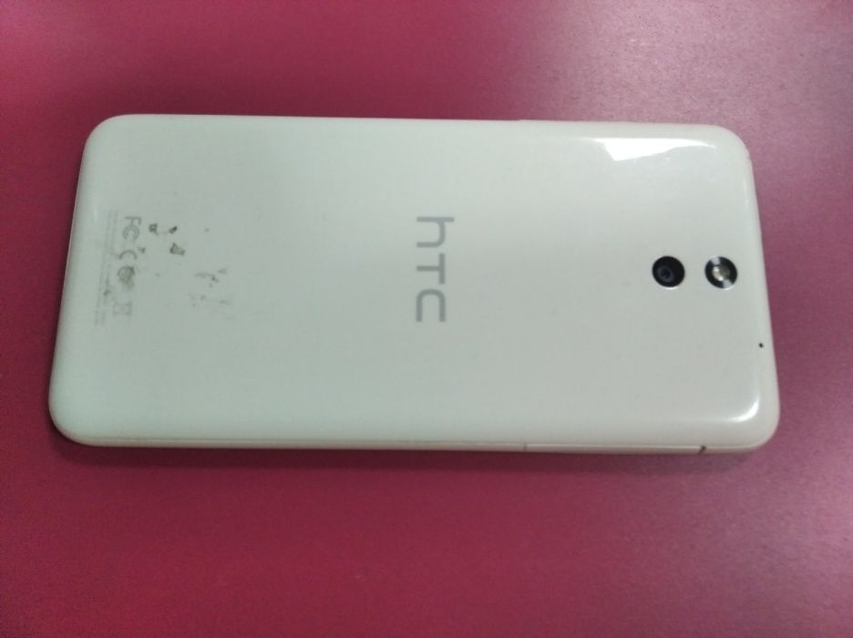 Телефон HTC D610