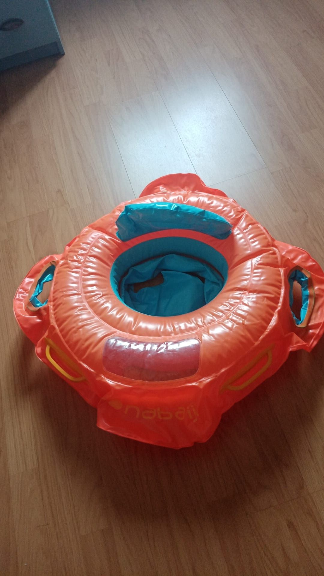 Boia para piscina