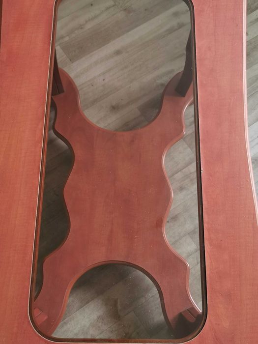 Stolik kawowy z szybą