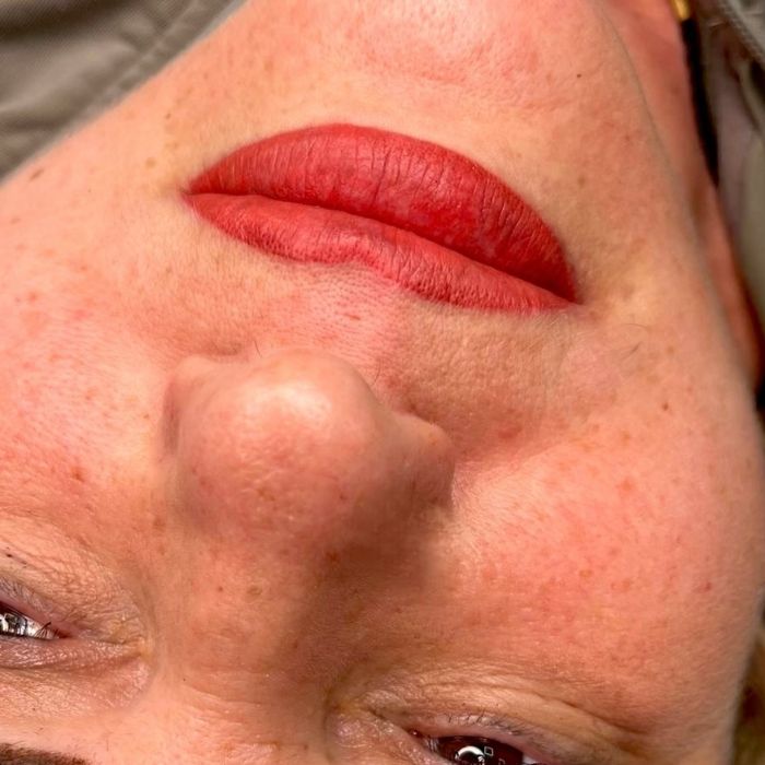 Перманентний макіяж татуаж губи брови міжвійка ПМ