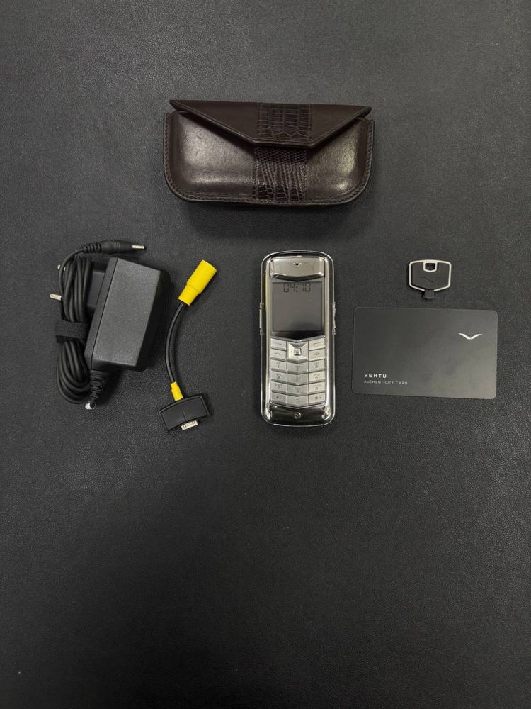 Vertu Constellation