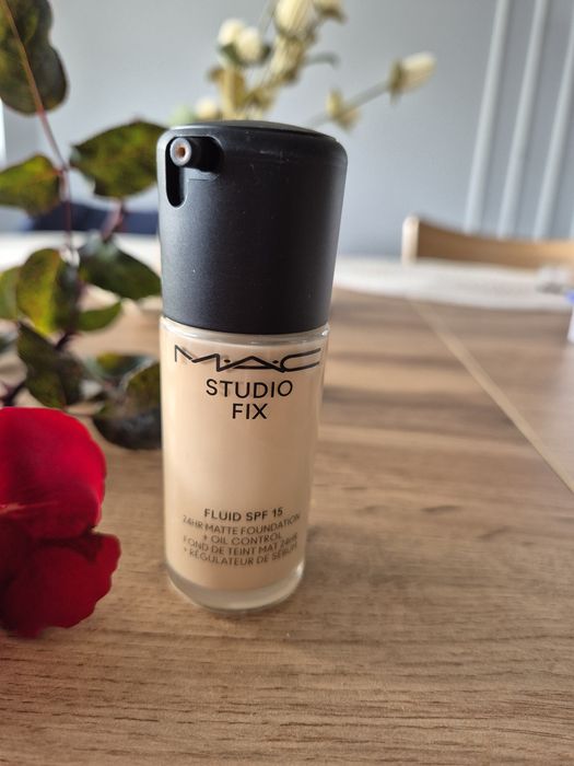 Mac studio fix podkład