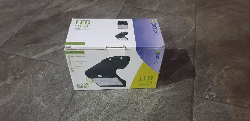 Lampa zewnętrzna led. Solarna.