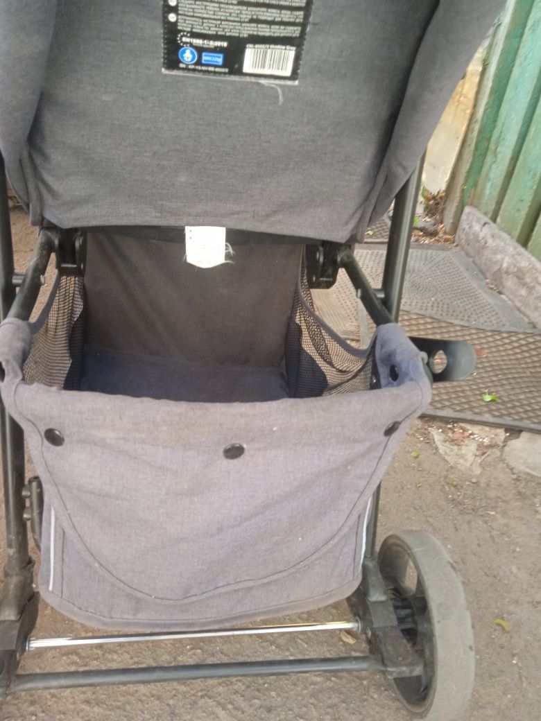 Продам коляску б/у