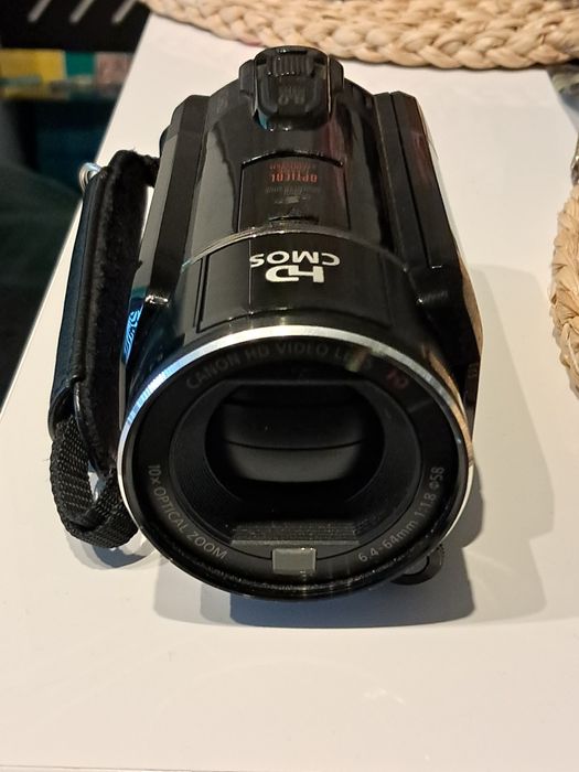 Cannon legria hf S200E