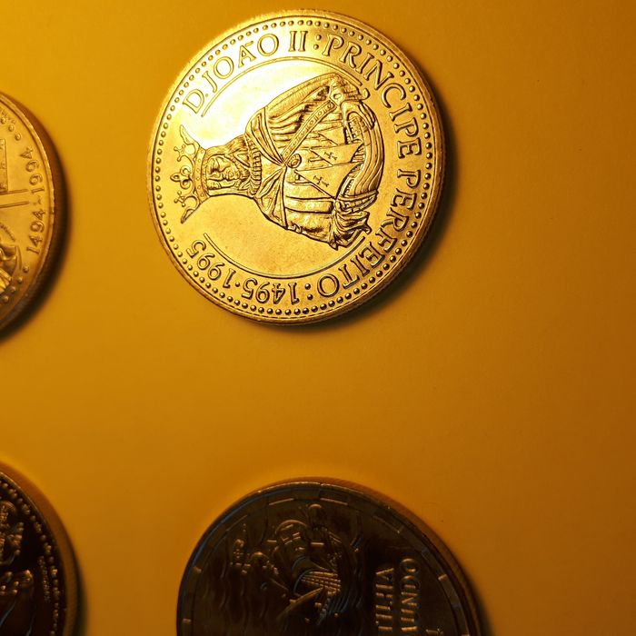 Moedas comemorativas