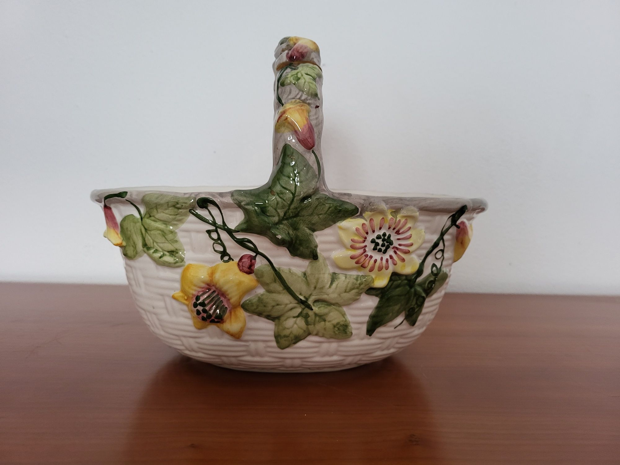 Cesta de Cerâmica (Bonita)