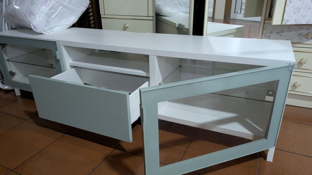 Móvel de TV/sala 1,80 x 0,42 x 0,50 m