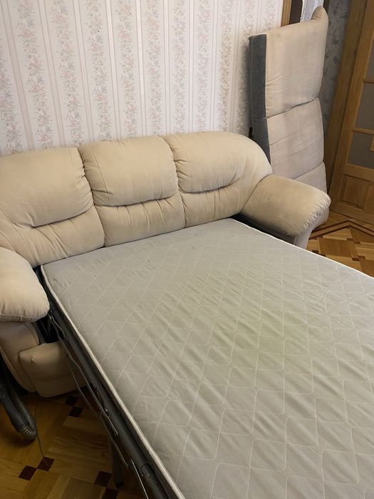 Шкіряний диван б/у
