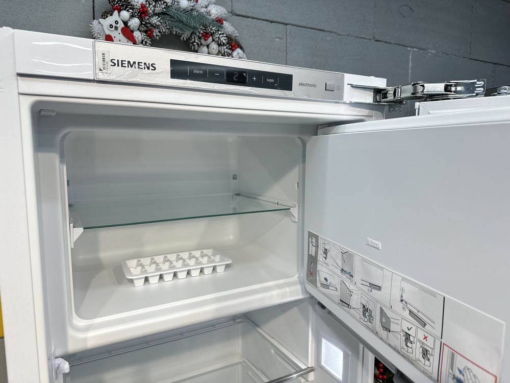 Новий вбудовуваний холодильник Siemens KI82LAFF0 2023 рік