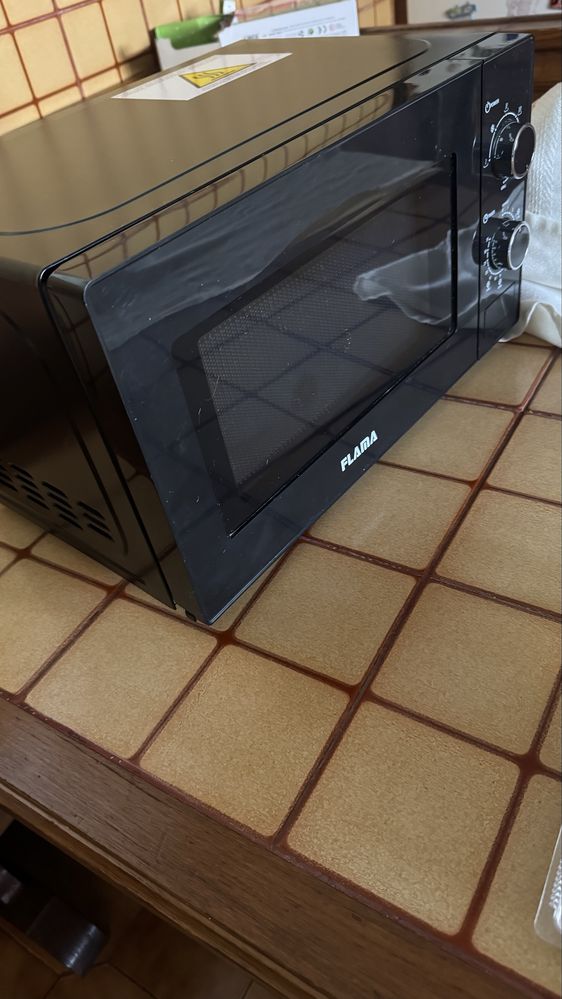 Microondas Flama
