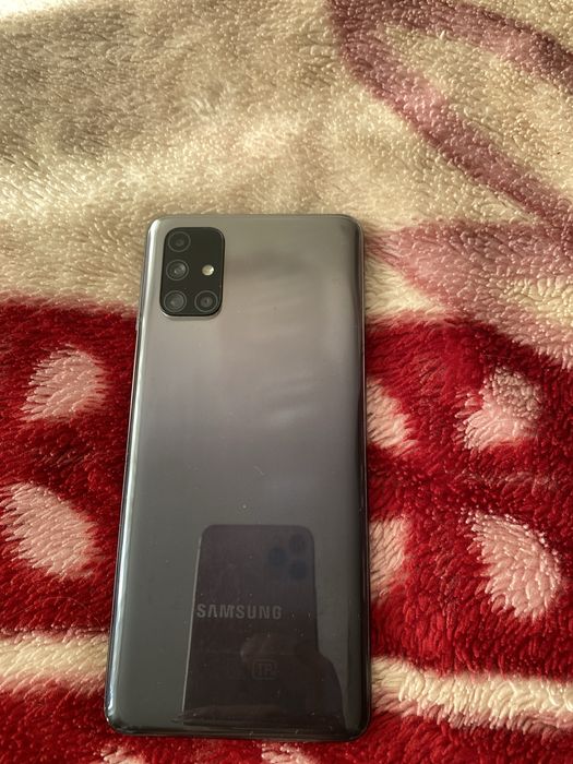 Самсунг м 31s побитий екран