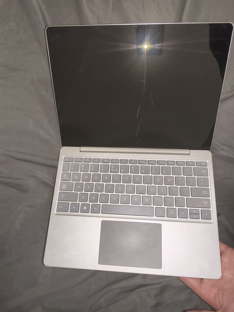 Microsoft Surface Laptop Go 12.4"