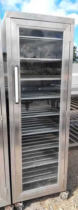 Carrinhos com prateleiras - INOX