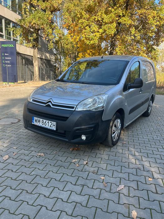 Berlingo 2016, 3 osobowy, nowe sprzęgło, rozrząd i zawieszenie!