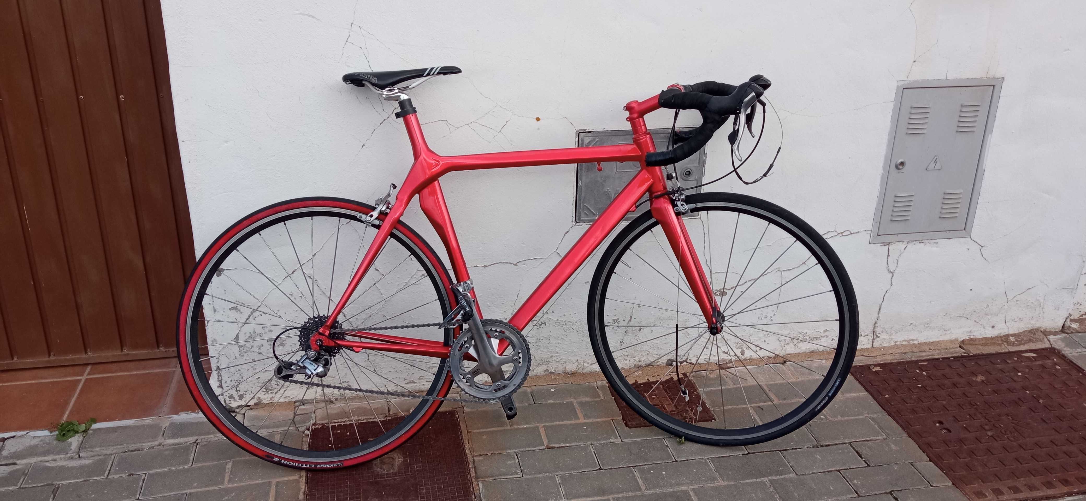 Bicicleta estrada Btwin FC 700 carbono