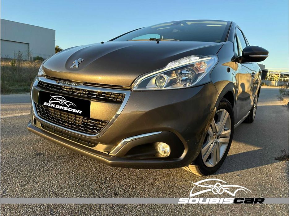 Peugeot 208 1.2 Signature