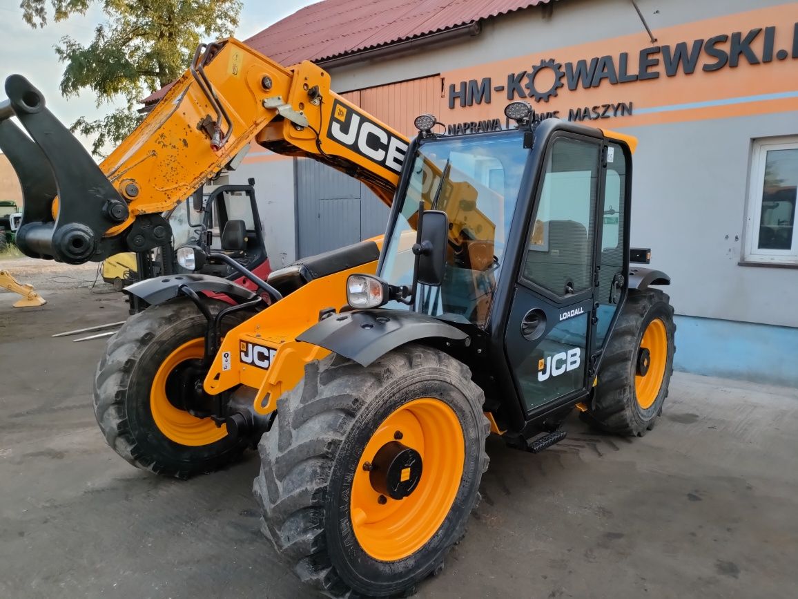 Ładowarka teleskopowa JCB 527-58 Agri 2012 rok
