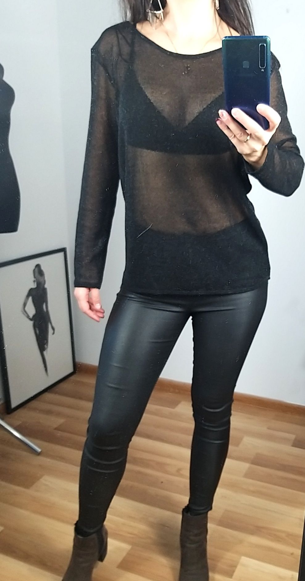 Sweterek ażurkowy r. M L oversize czarny