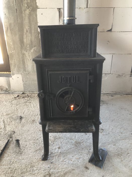 Piec koza żeliwny jotul 118