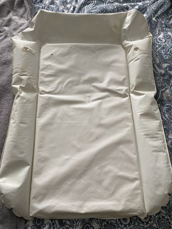 Muda fraldas branco IKEA