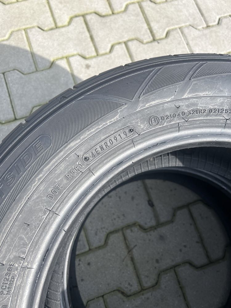 Falken 215/60R16 95V Ziex ZE914A EcoRun