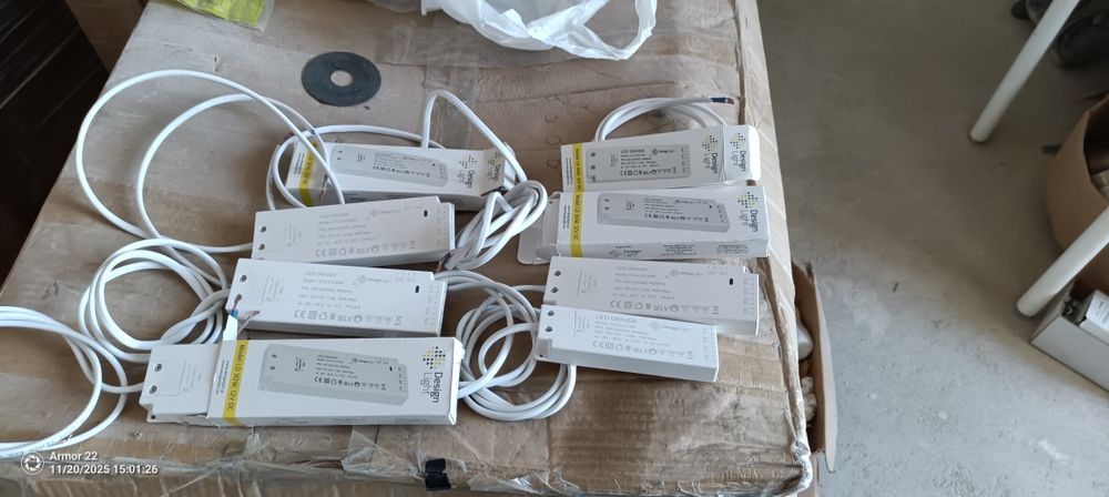 Transformadores 220-12v com 6 saídas para fita de led 8 unidades