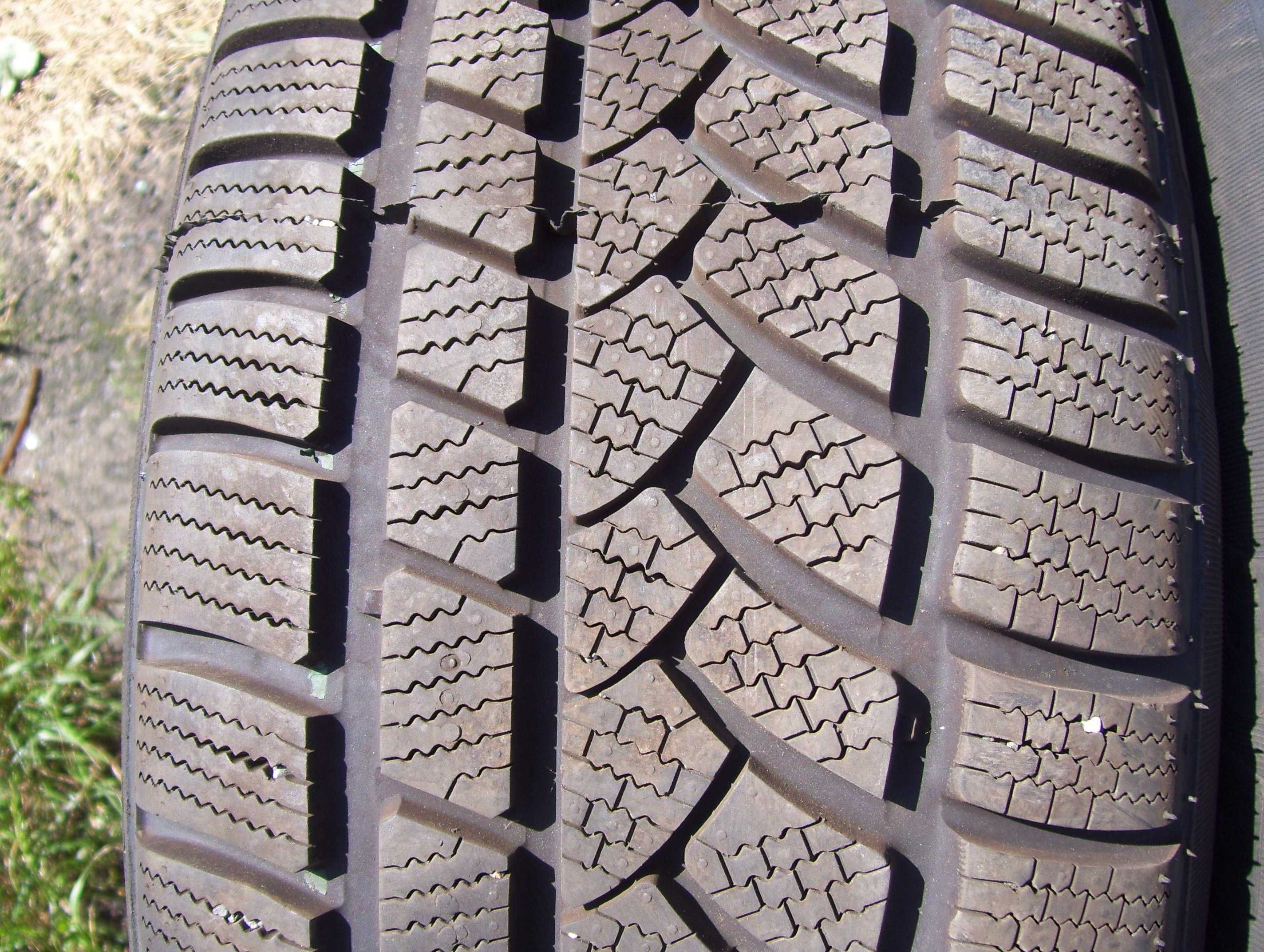 Jak Nowe 2021Rok Opony Zimowe Profil Pro Snow 790 225/55 R17