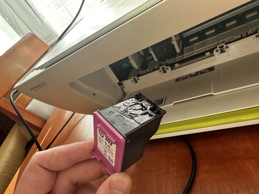 Drukarka HP DeskJet 2130 (nie wiem czy sprawna)