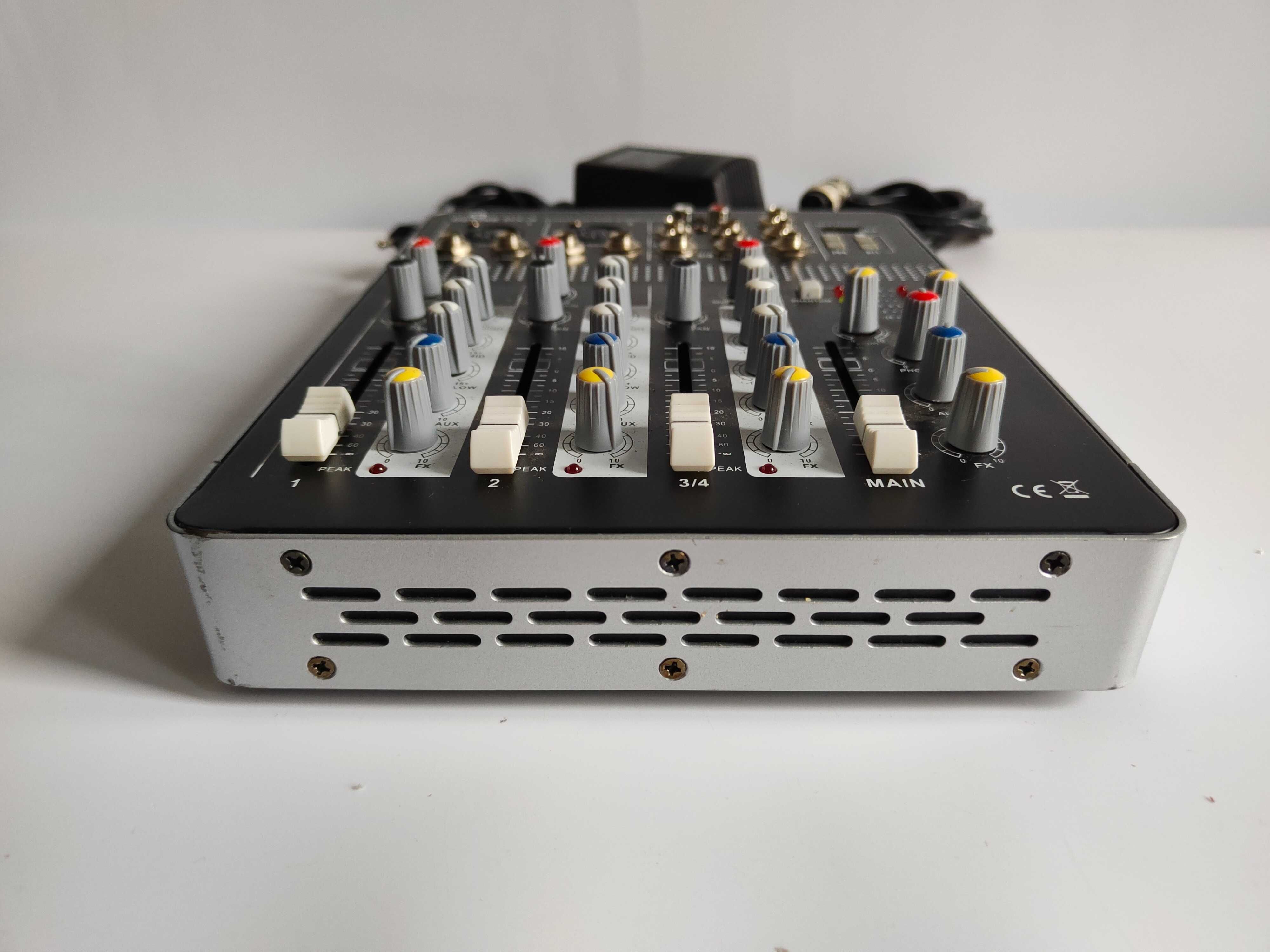Devine MX-4 mikser audio z odtwarzaczem USB na pendrive