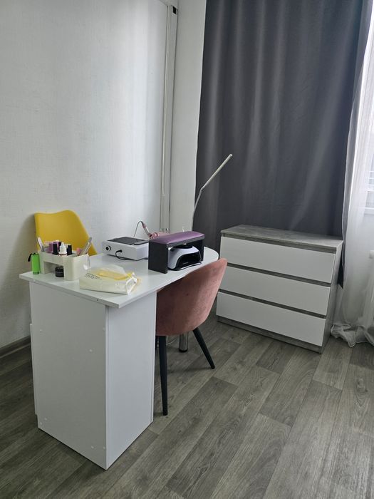 Оренда місця для майстра манікюра 15днів