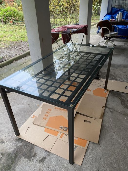 Elegancki stol szklany ikea