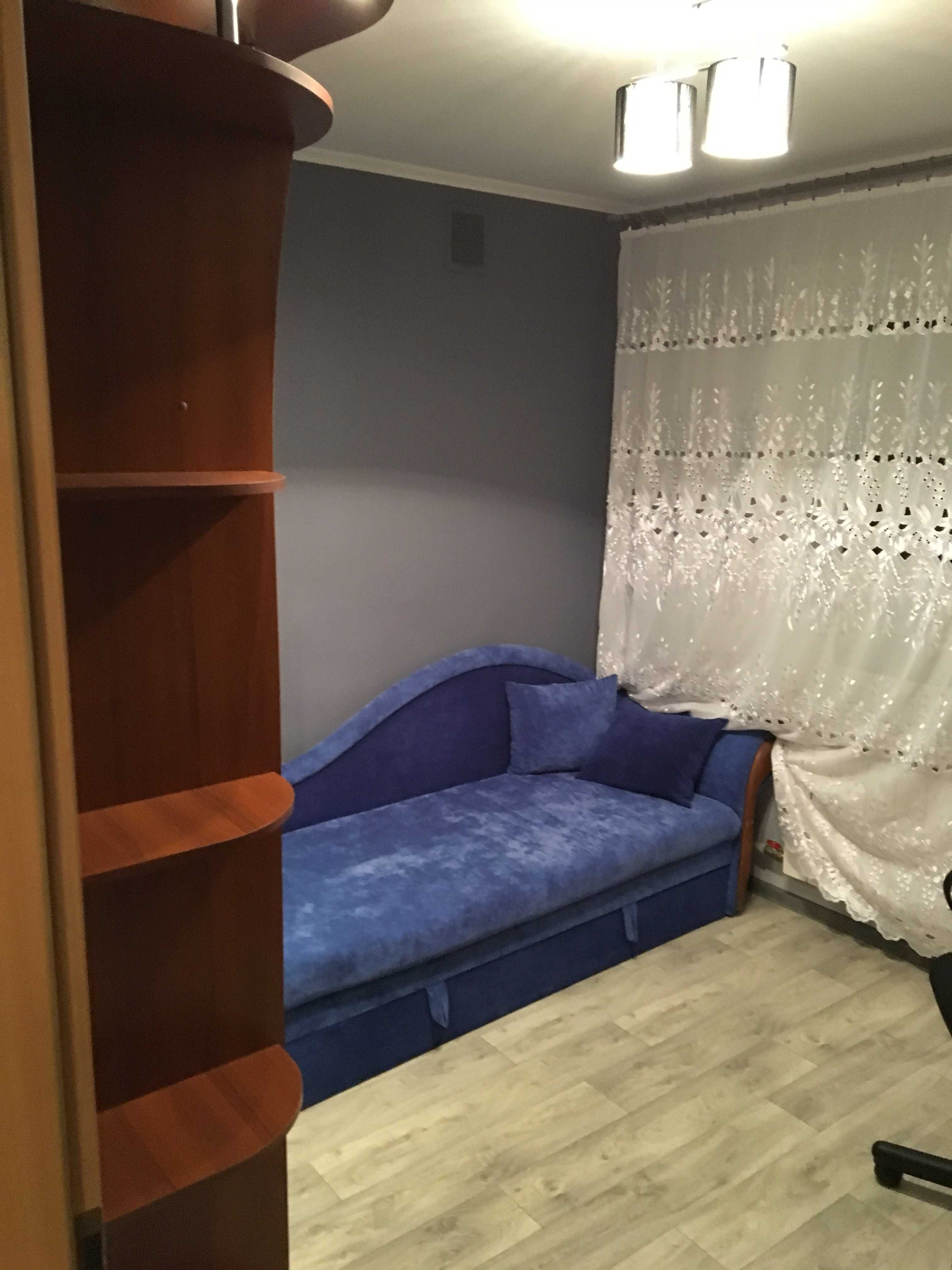 Продам 4-комнатную квартиру 100 м², ул. Алексеевская 14Б