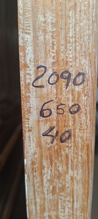 Portas em madeira vários tamanhos puxador em latao