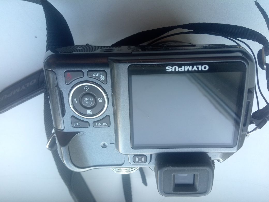 Продам фотокамеру Olympus