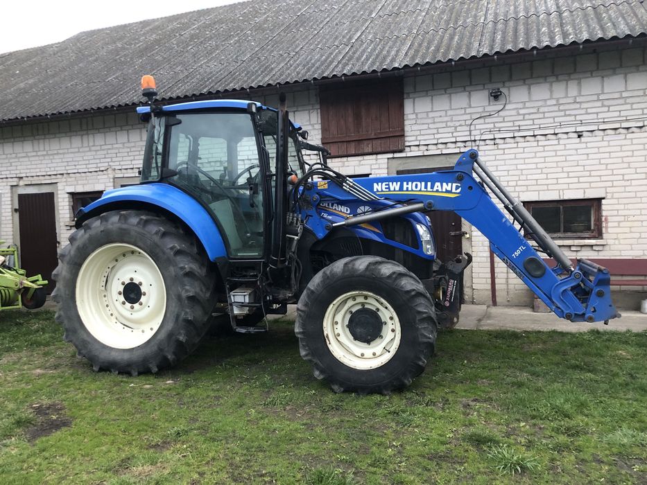 Ciągnik new holland T5.115