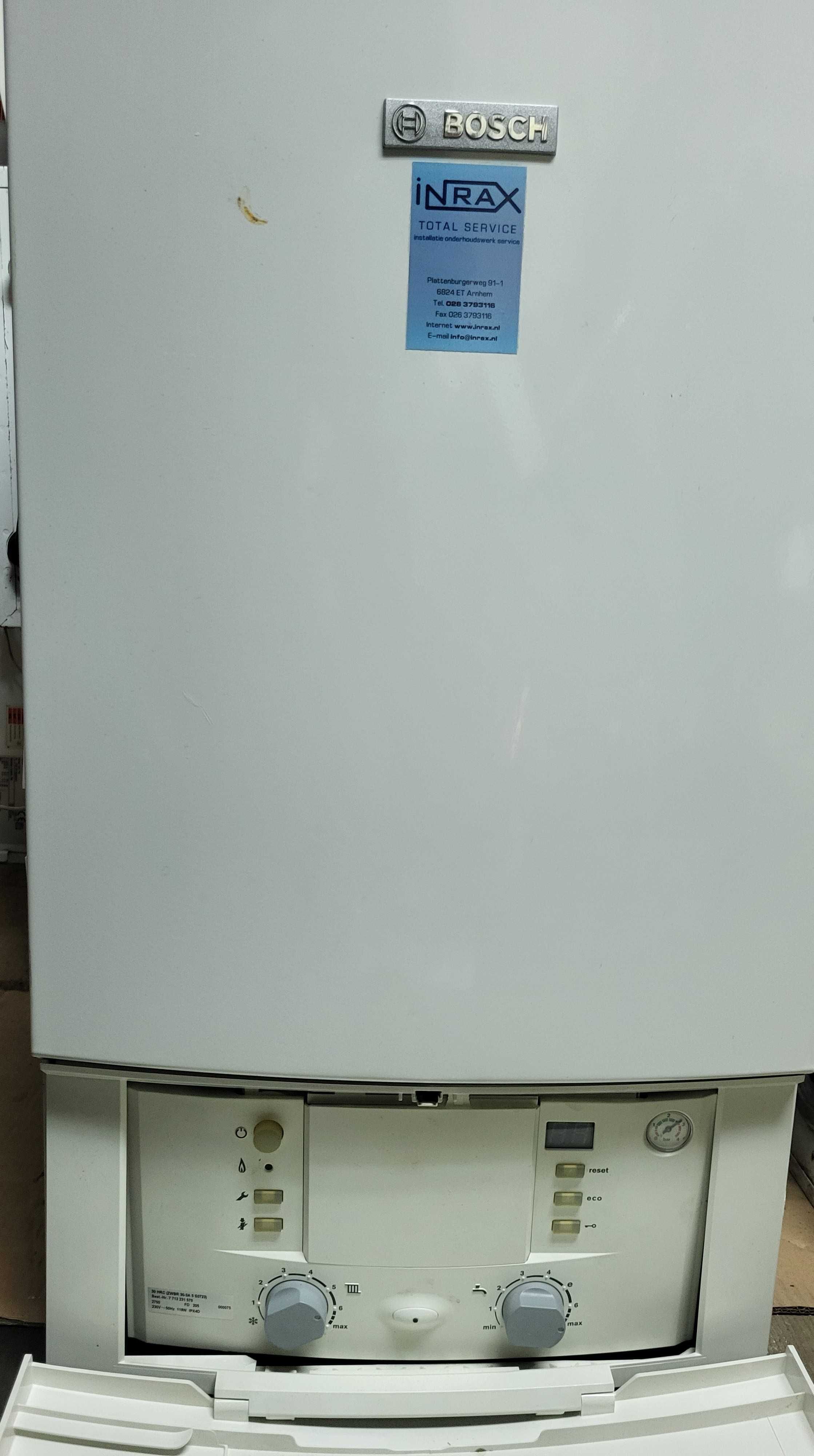 Junkers Bosch 30 HRC ZWBR 30-3A - piec gazowy kondensacyjny