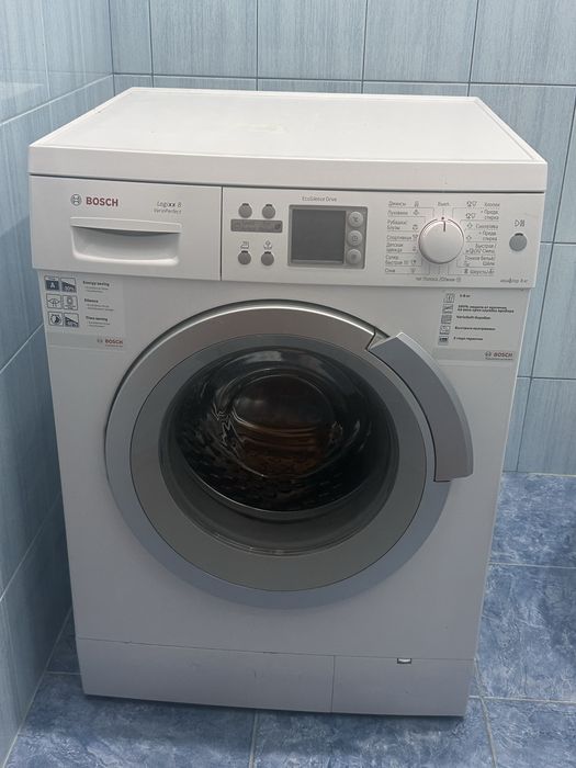 Продам пральну машину BOSCH Logixx 8 в не робочому стані на запчастини