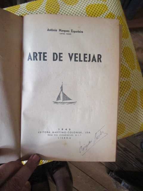 Livro A Arte de Velejar António Marques Esparteiro encadernado