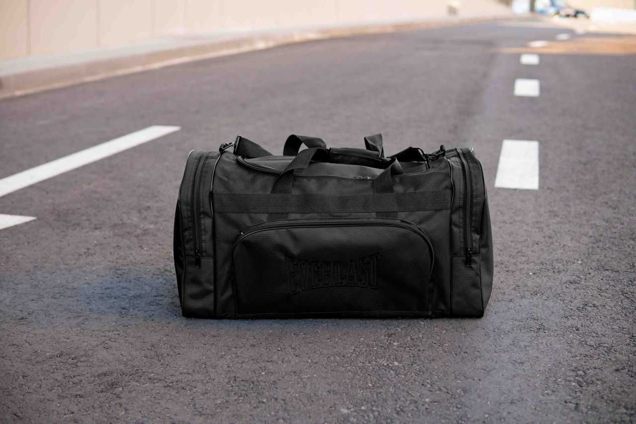 Большая мужская спортивная  дорожная сумка Everlast на 60л. черная