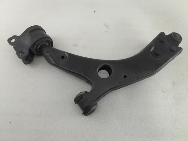 Braço de suspensão frente direito FORD Focus II (DA_)