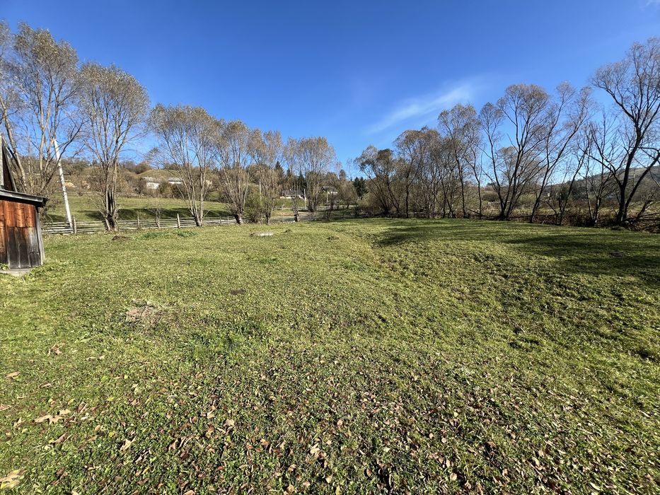 Ділянка 0.27га в карпатах з будинком та іншими умовами ЛАЗЕЩИНА