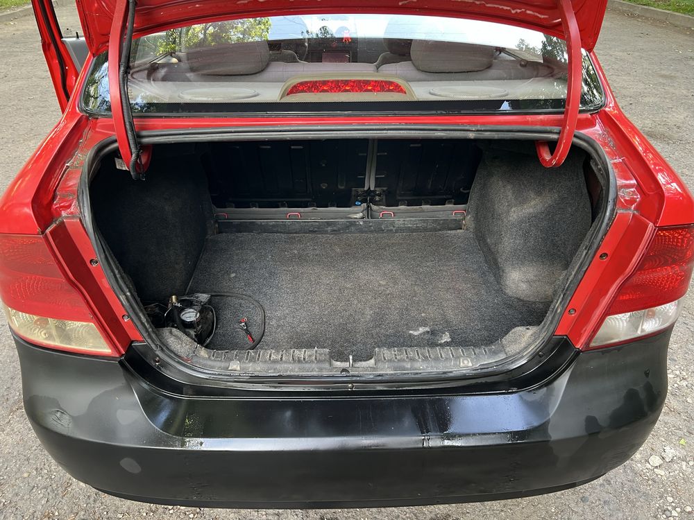Chevrolet Aveo 1.5 газ/бенз