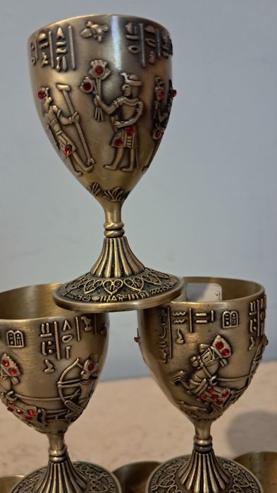 6 nowych kieliszków z Egiptu. Ze stali nierdzewnej.